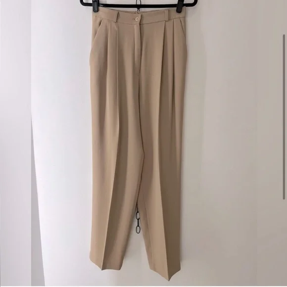 Vintage High-waisted Pleated Trouser - Picture 2 of 3
